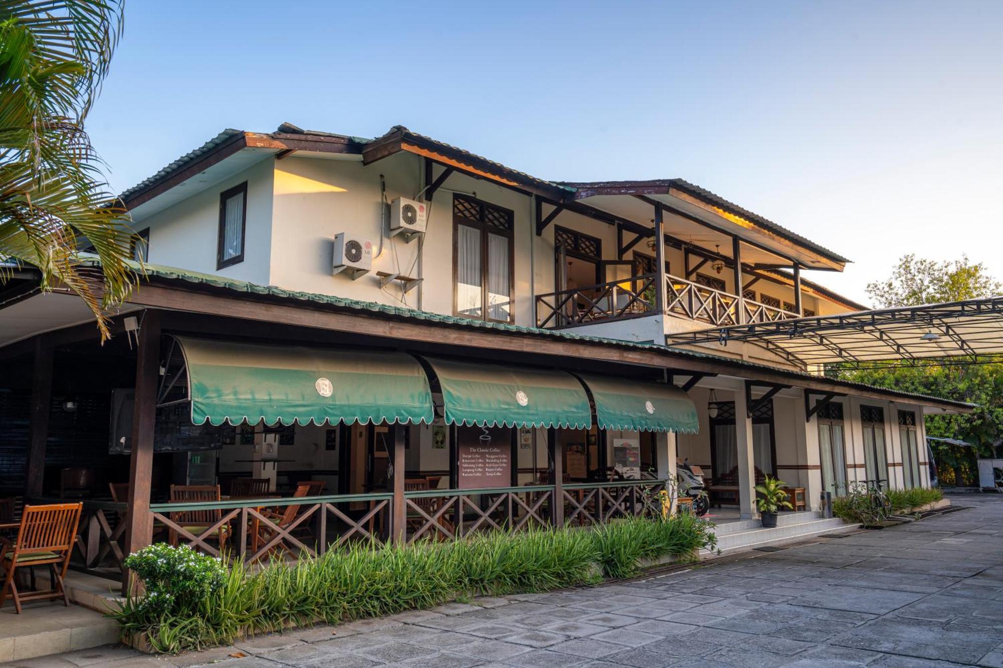 Samawa Transit Hotel Sumbawa Besar Exterior foto
